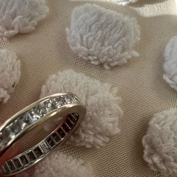 Antique 750 18k white gold 2ct Diamond Princess Cut Chanel Eternity Band size 6 - Picture 6 of 8